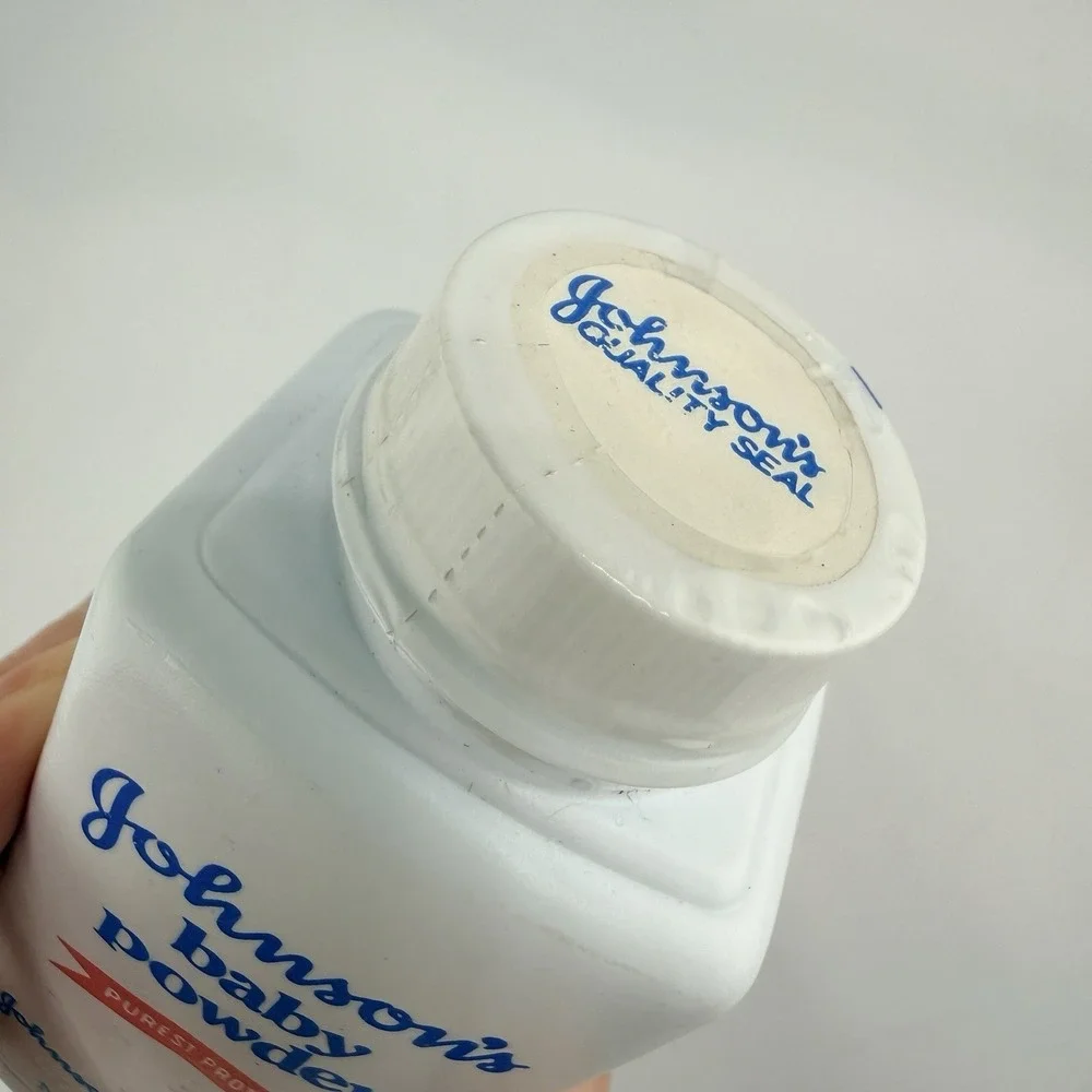 Johnsons Baby Powder Talc 4 oz Sealed Bottle Vintage